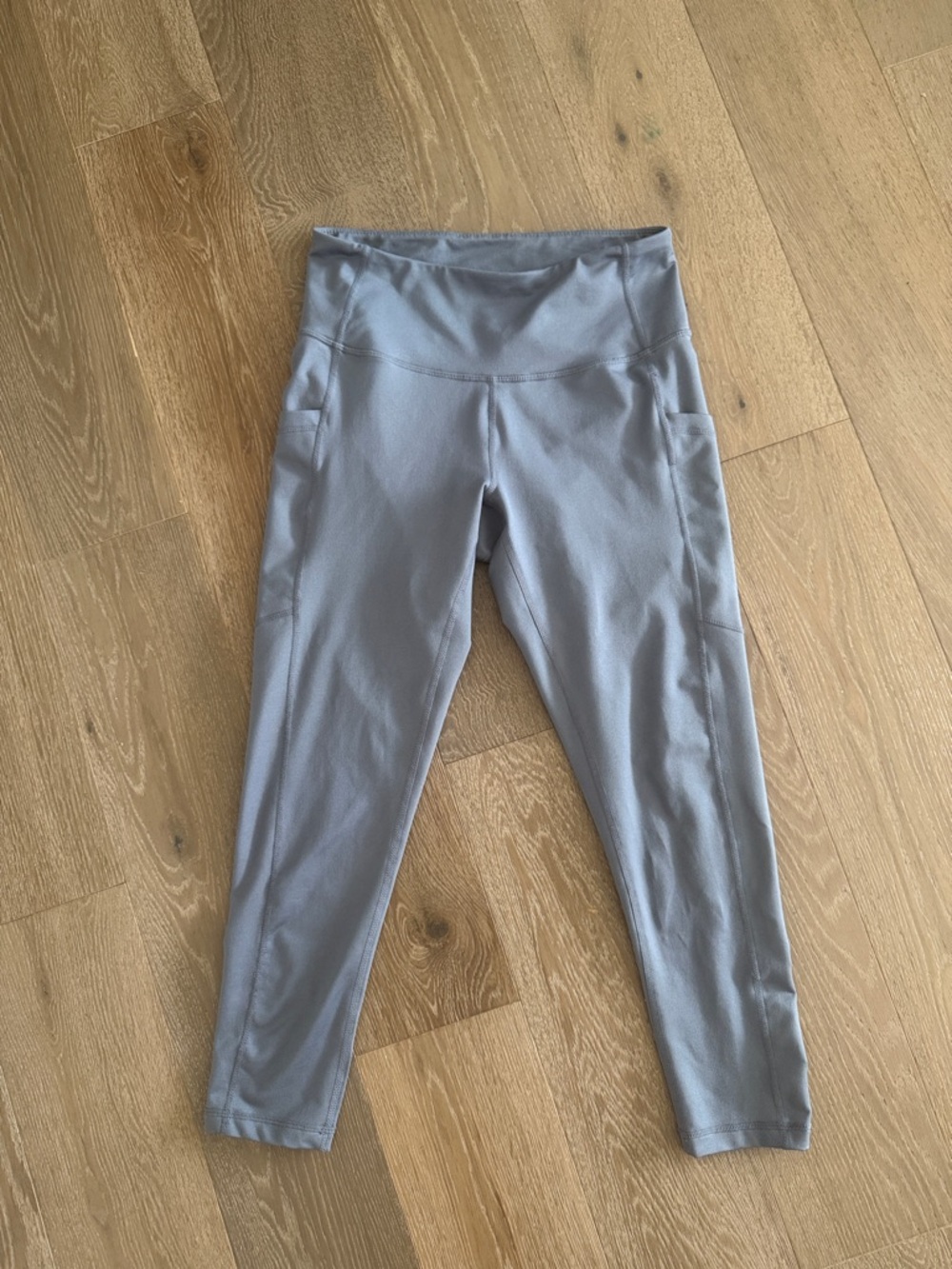 Women’s Z by Zella light blue workout pants. Size:M. Gently Used.